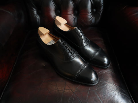 "Warwick" in Black Calf - R18