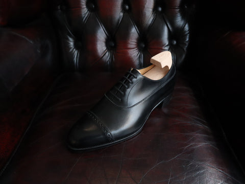 "Warwick" in Black Calf - R18