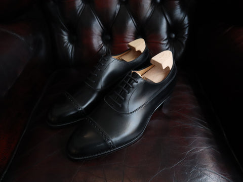 "Warwick" in Black Calf - R18