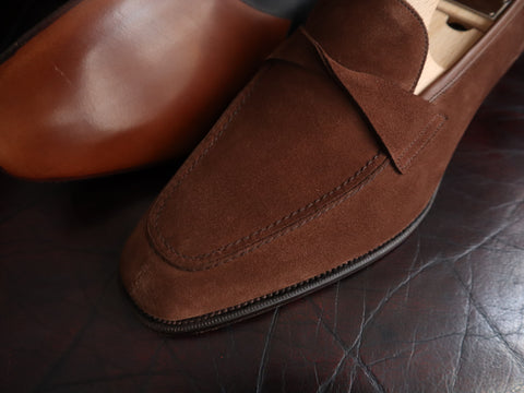 "Antibes II" in Mink Suede - KN14