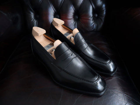 "Monaco" in Black Calf - KN14