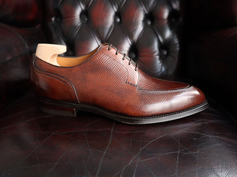 "Stamford" in Oak Hatch Grain Calf - MH71